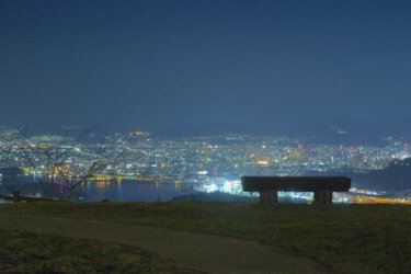 絵下山頂上広場（広島県広島市安芸区）で夜景を観賞して来ました。