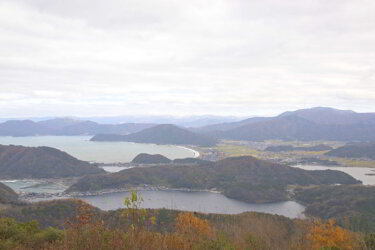 三方五湖を展望するレインボーライン山頂公園（福井県美浜町）に行ってきました。