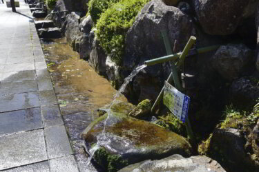 新松か井の水公園（兵庫県多可町）～復活した名水～